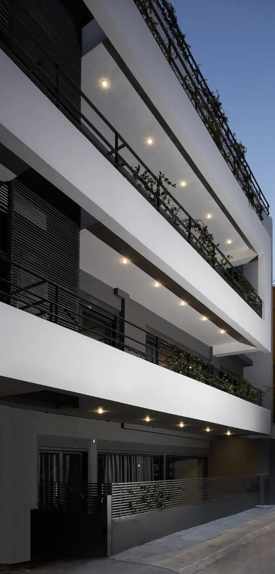 Elysium Boutique Central Athena Bagian luar foto